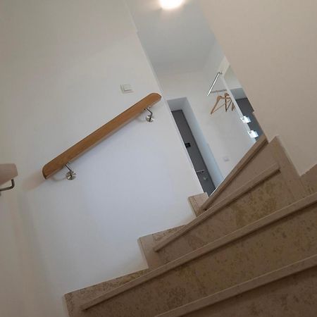 Apartment Mit Garten Dobl-Zwaring ภายนอก รูปภาพ